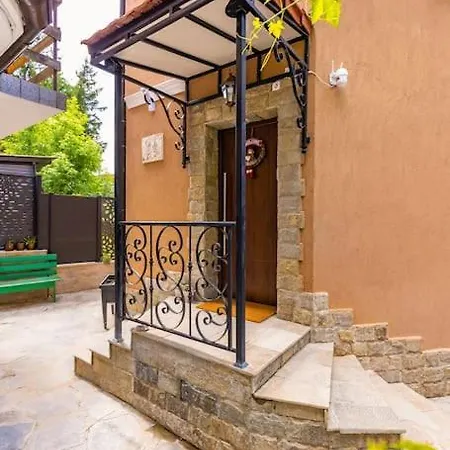 Old Town Melina House 別荘 プロヴディフ