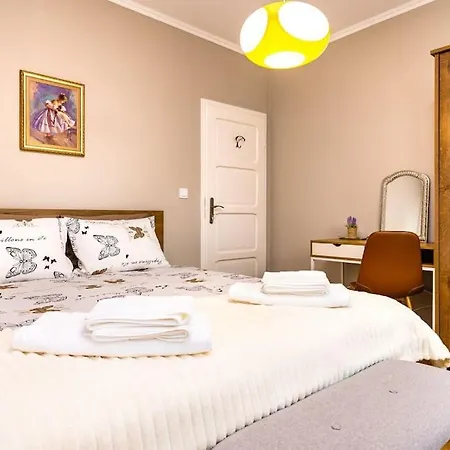Old Town Melina House Пловдив